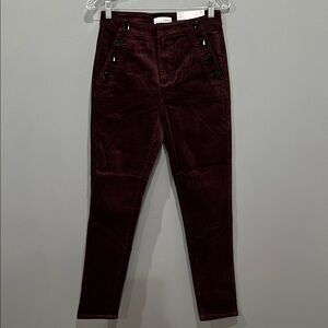 Final Sale 🔥No More Low Offers Mariner Skinny Pants in Velvet Size 27